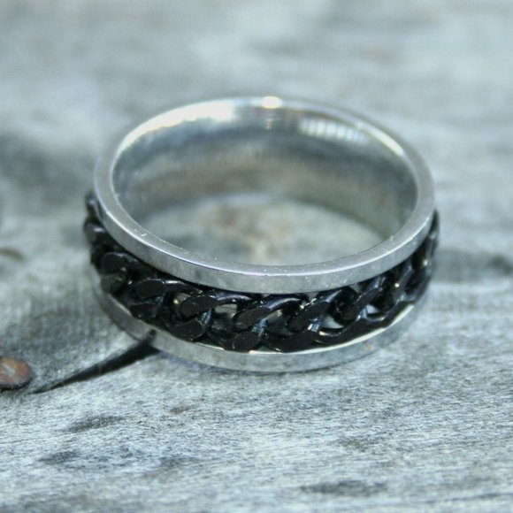 MENS SPINNER RING ★ BLACK CHAIN STAINLESS STEEL BIKER ROCKER MOTORCYCLE - Picture 2 of 11